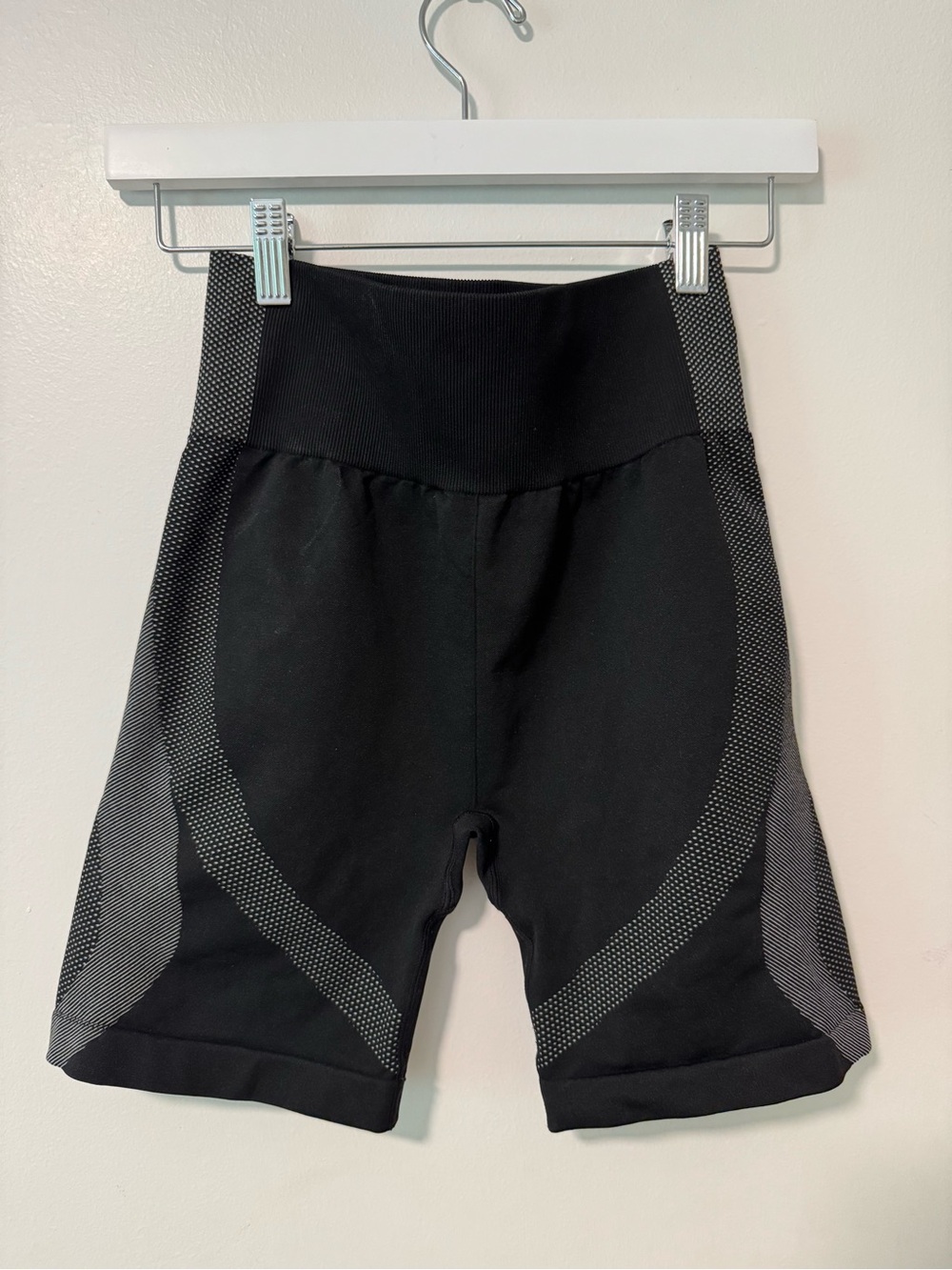 H&M Black Women's Bike Shorts with Contrast Dot Panels